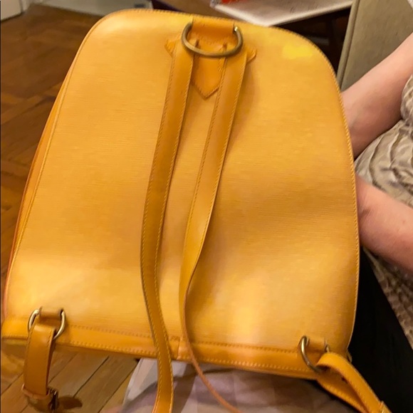 Authentic LOUIS Vuitton Gobelins Backpack - Picture 4 of 8
